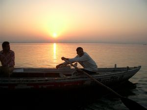 L'alba sul Gange