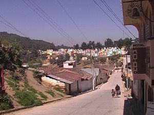 Il cimitero di Chichicastenango