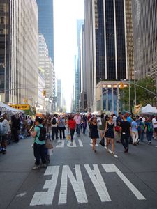 La sesta avenue chiusa al traffico